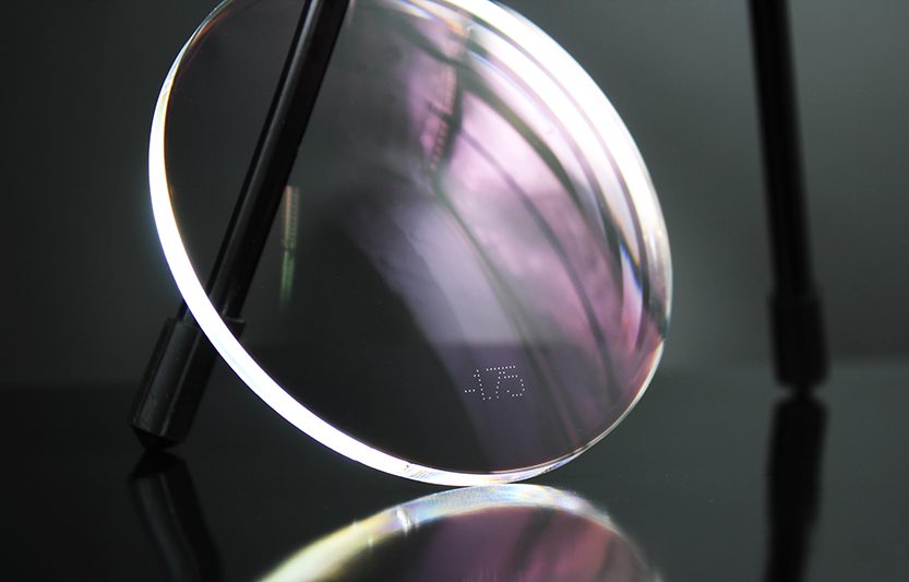 Marcaje láser sobre gafas